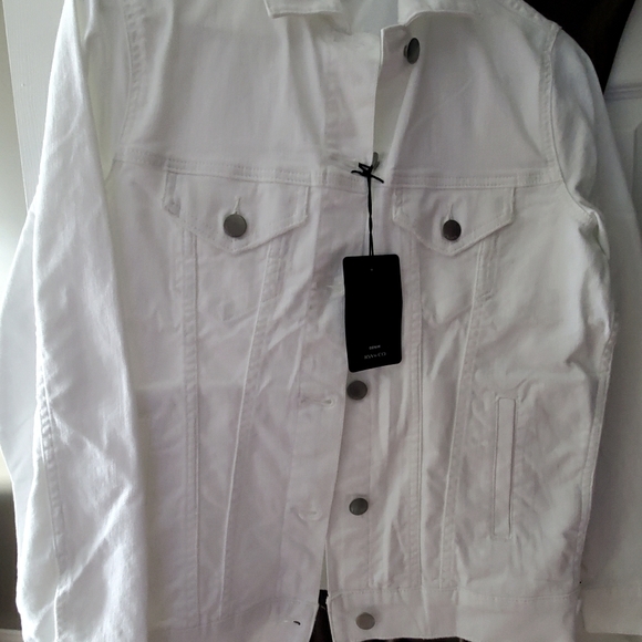 Jacket - Picture 1 of 2